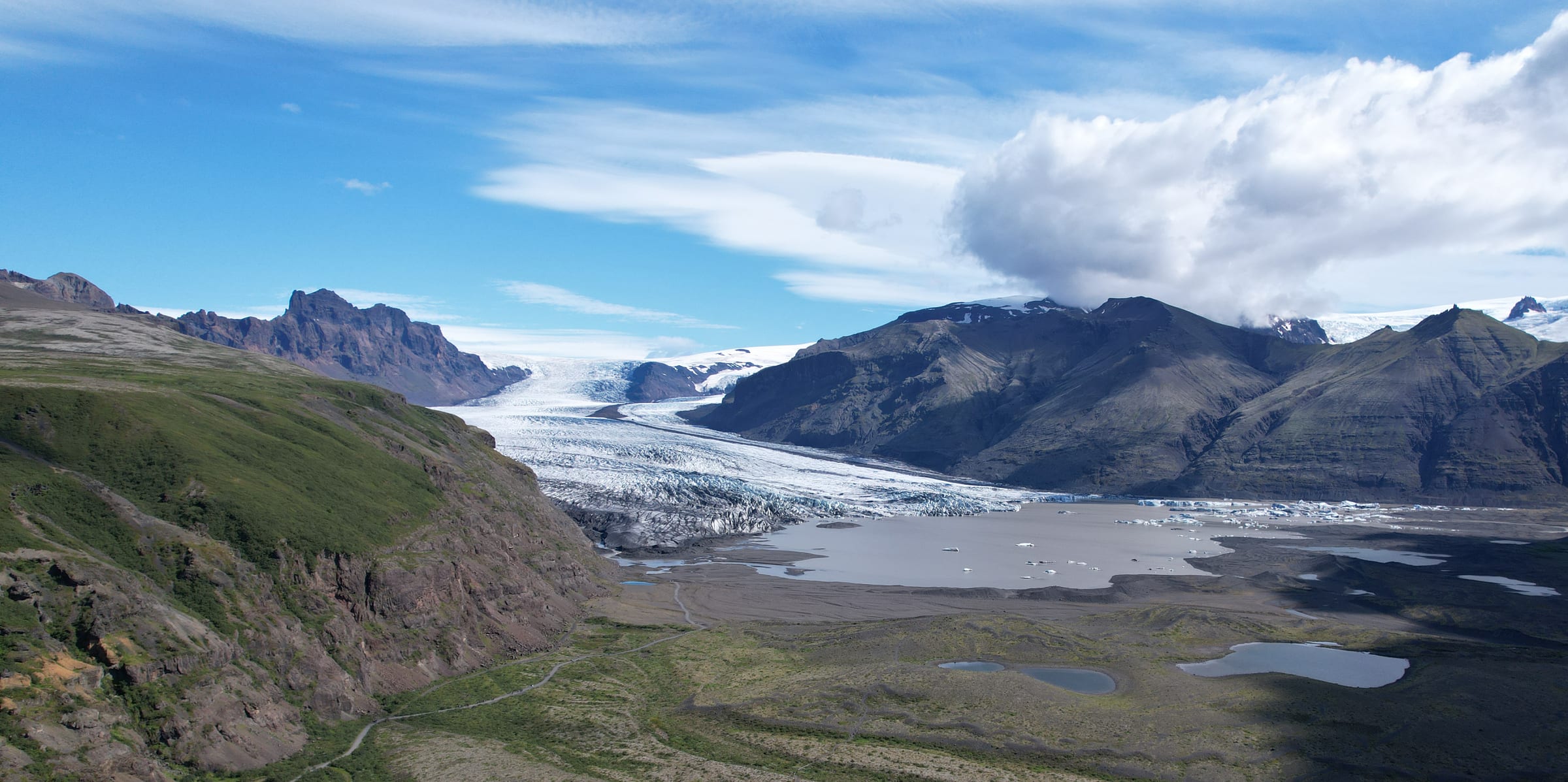 Skaftafell Ice Cave & Glacier Walks (Vatnajökull) in South Coast